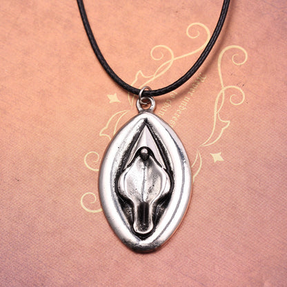 European And American New Adult Sexy Female Organ Personality Jewelry Shape Alloy Keychain AliExpress Hot Sale