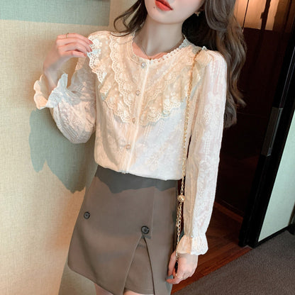 Women's Western-style Age-reducing Design Fashion Tops And Bottoming Shirts