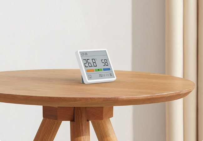 Clock Hygrograph All Portable Power Off Memory Can Be Pasted Can Stand