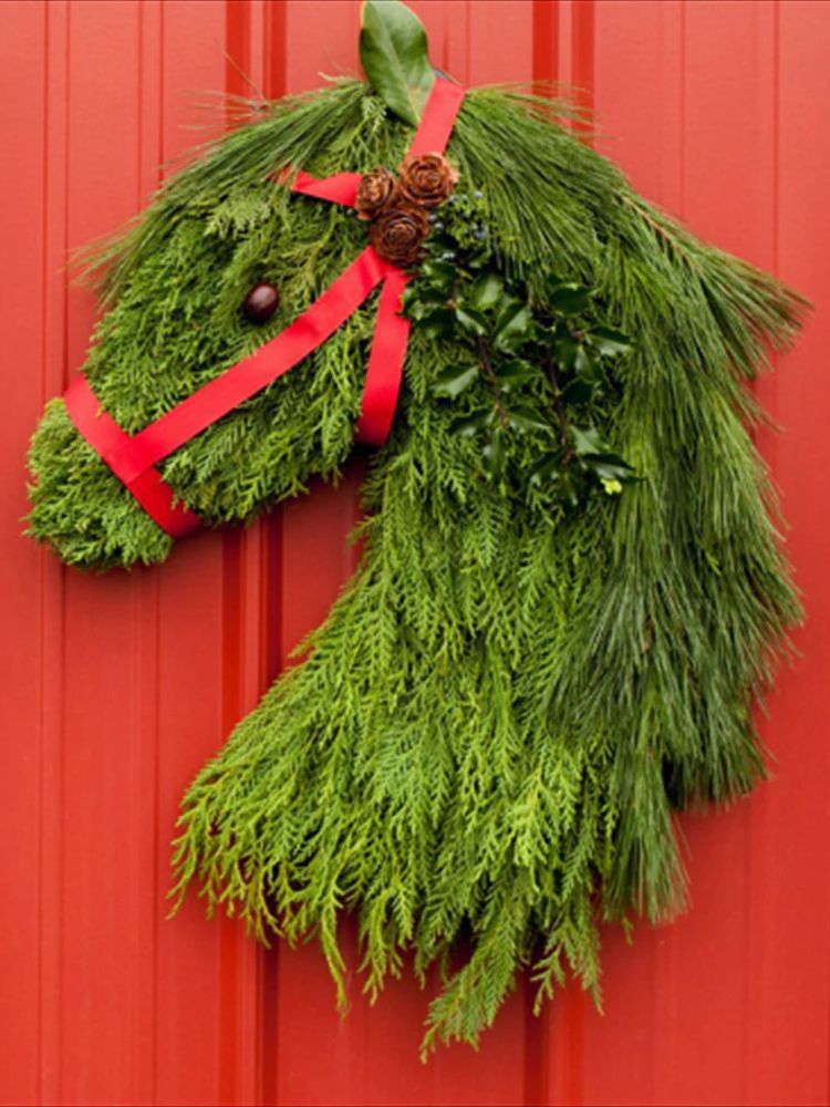 Horse Head Garland Christmas Decoration With Balls